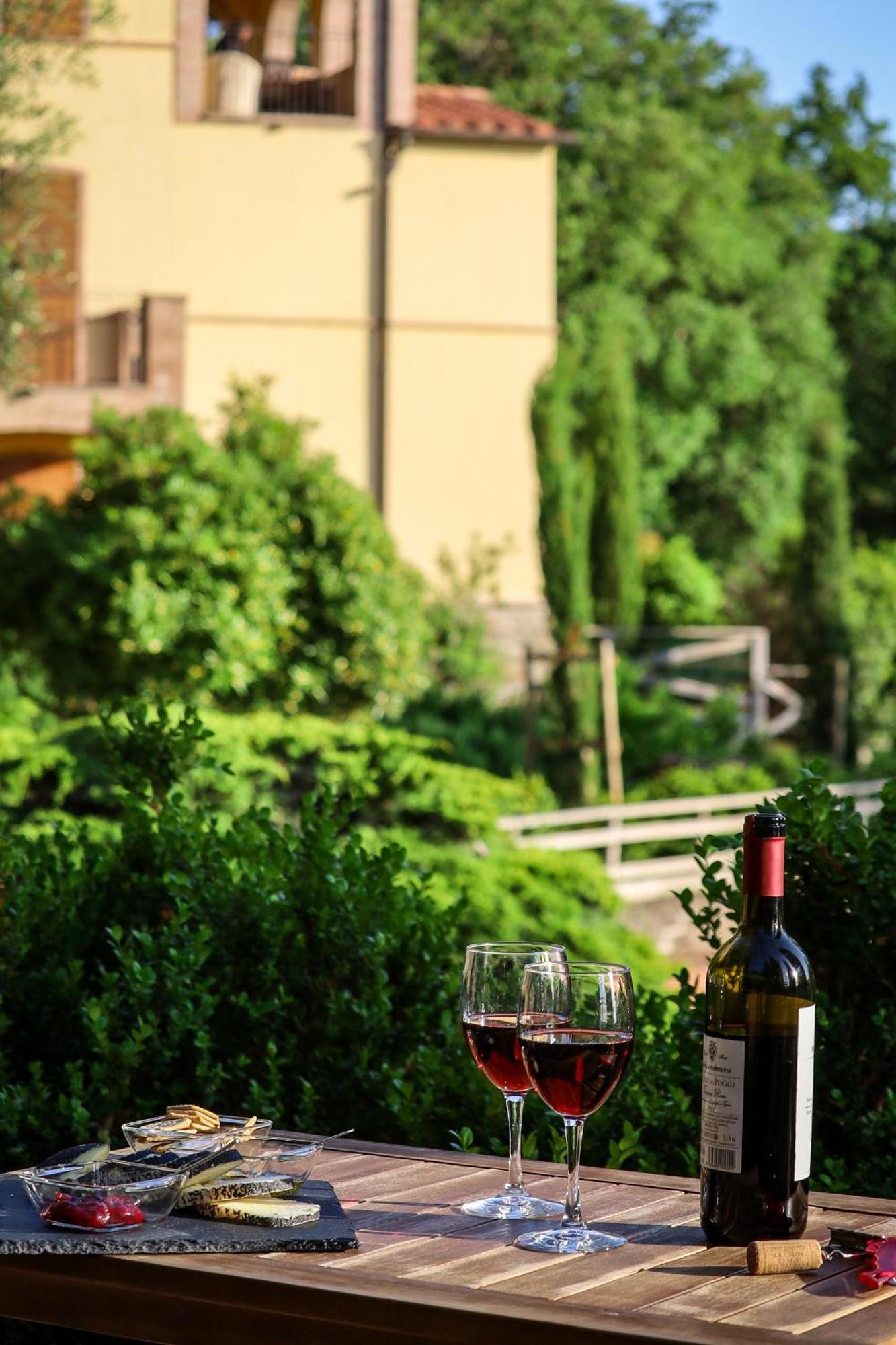 Madonna Del Poggio Cav Scarlino