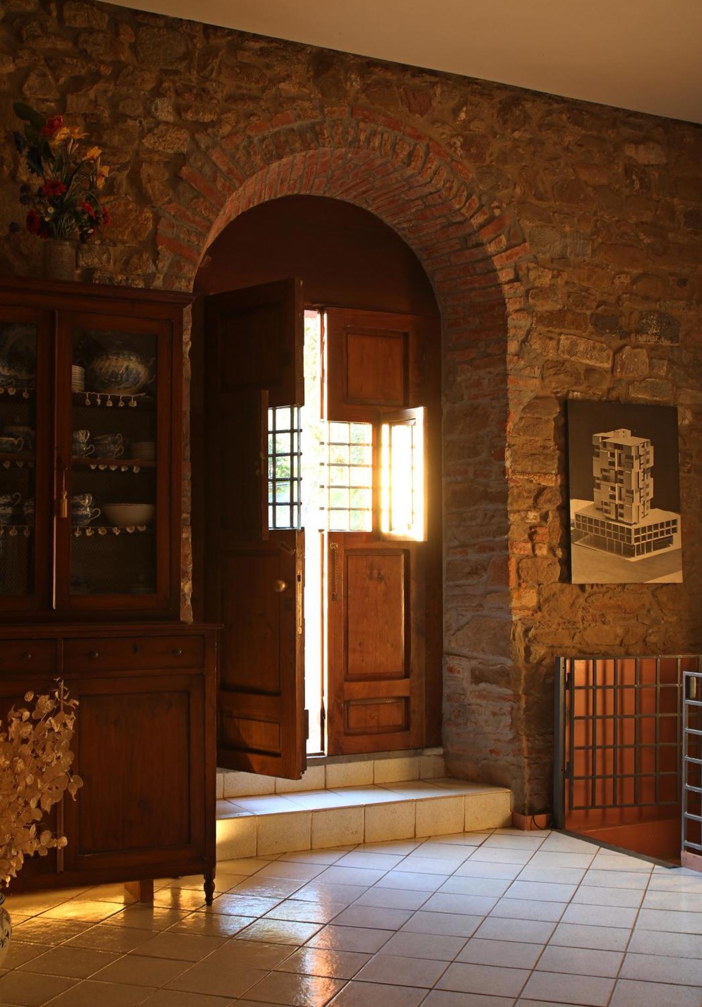 Madonna Del Poggio Cav * Scarlino