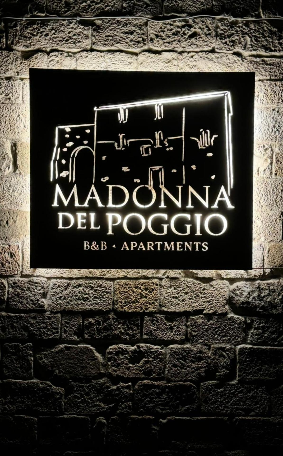 Madonna Del Poggio Cav Apartahotel